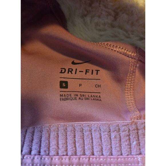 Nike Dri Fit Swoosh Non Padded Sports Bra in Desert Berry size Small - Picture 2 of 4